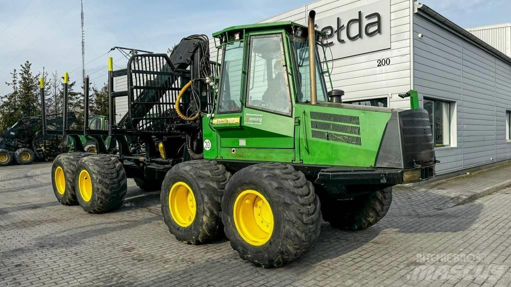 John Deere 1110 D Forvarderi