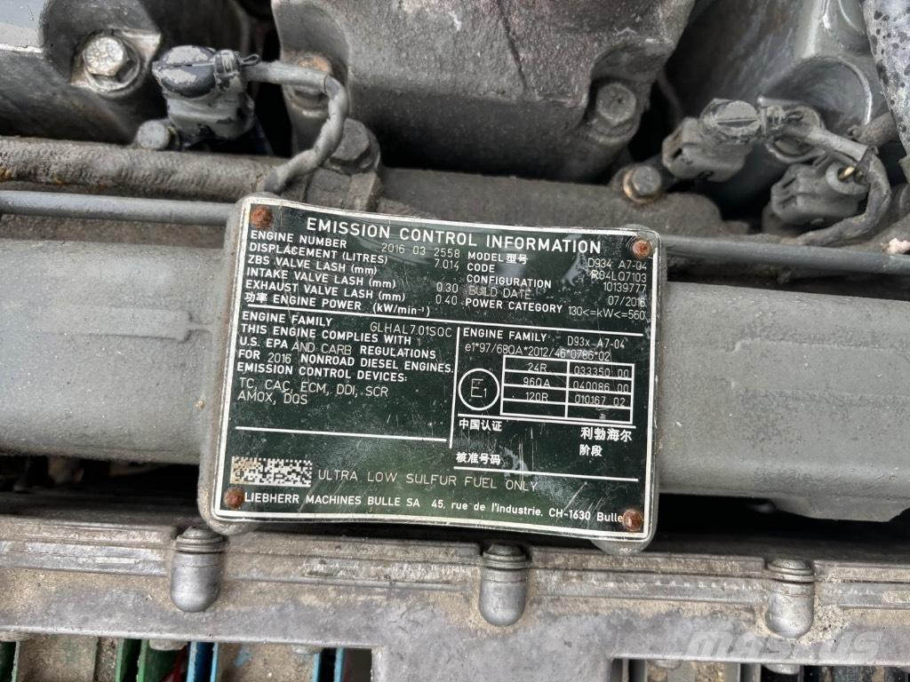 Liebherr 936 Bageri guseničari