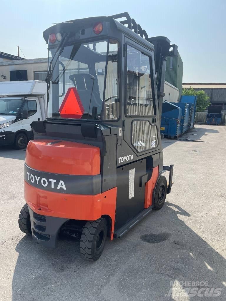 Toyota 7FBMF30 Električni viljuškari