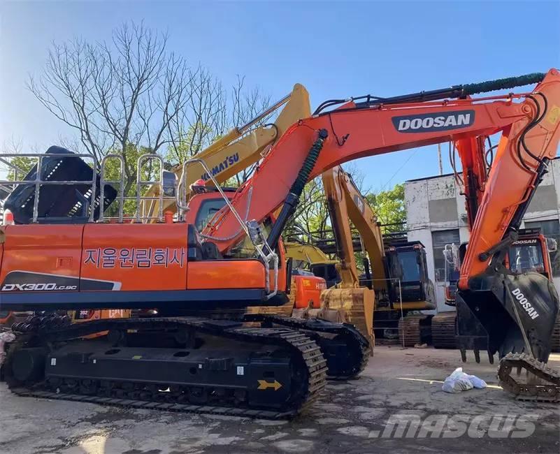 Doosan DX300LC-9C Bageri guseničari
