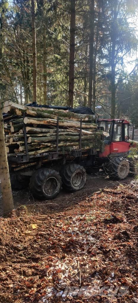 Valmet 840.2 Forvarderi