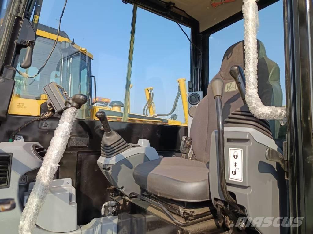 CAT 305.5 Mini bageri < 7t