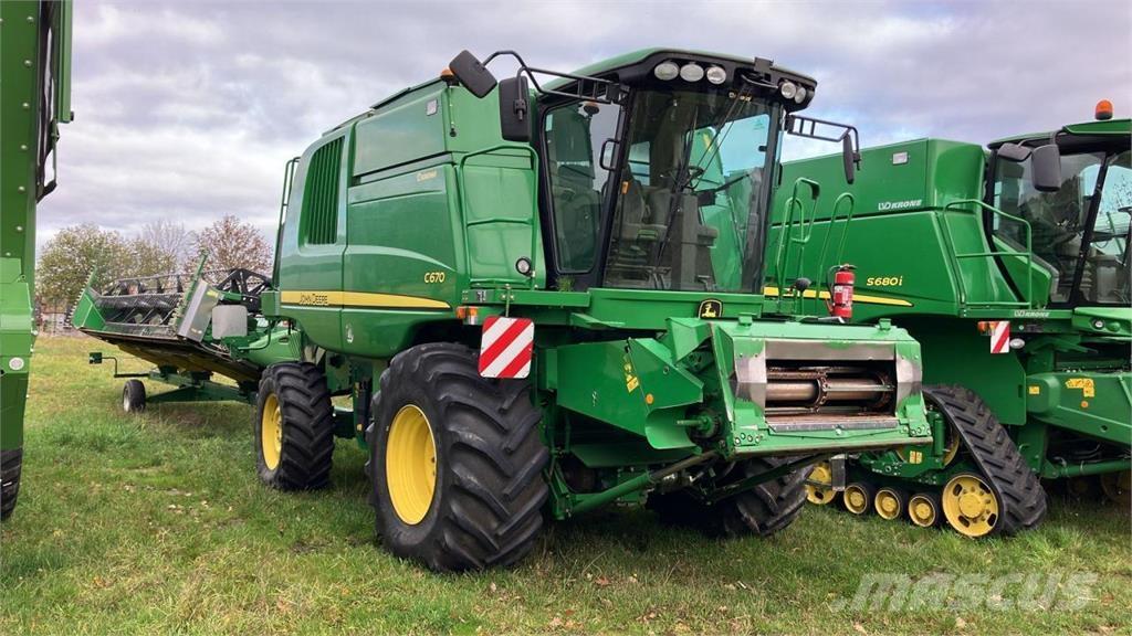 John Deere C 670 Kombajni