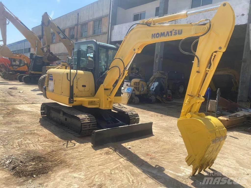 Komatsu PC56 Bageri guseničari