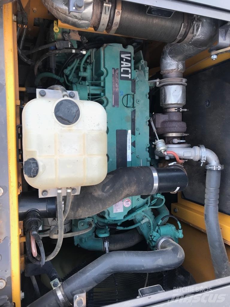 Volvo EC 250 E Bageri guseničari