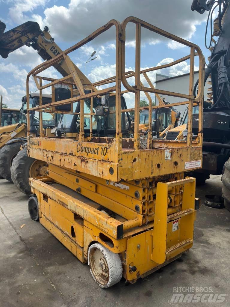 Haulotte Compact 10 Makazaste platforme
