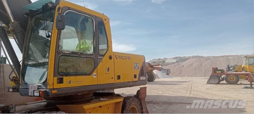 Volvo 180 Giratoria Bageri točkaši