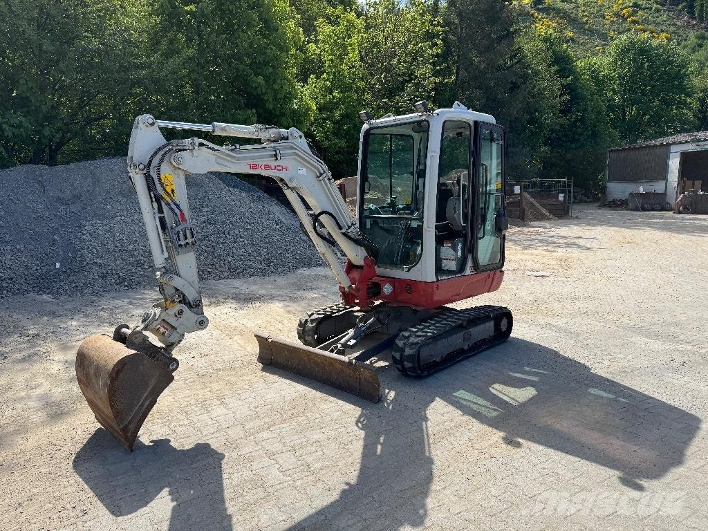 Takeuchi TB 225 Mini bageri < 7t
