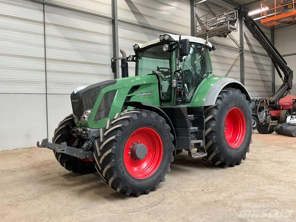 Fendt 828 Vario TMS Traktori