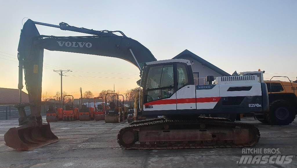 Volvo EC 250 D N L Bageri guseničari