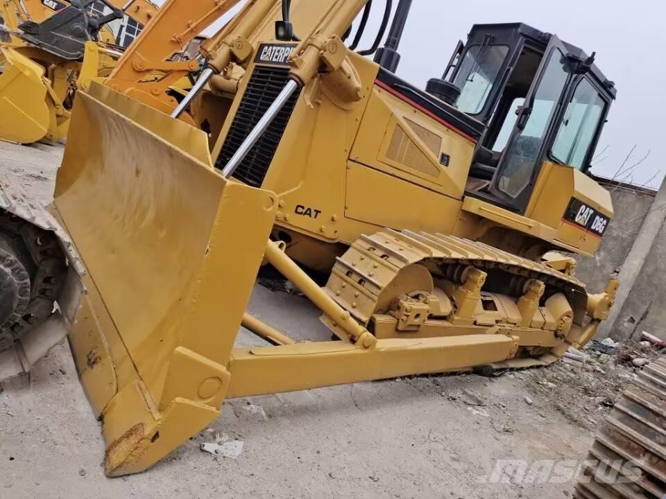 CAT D 6 G Buldožeri guseničari