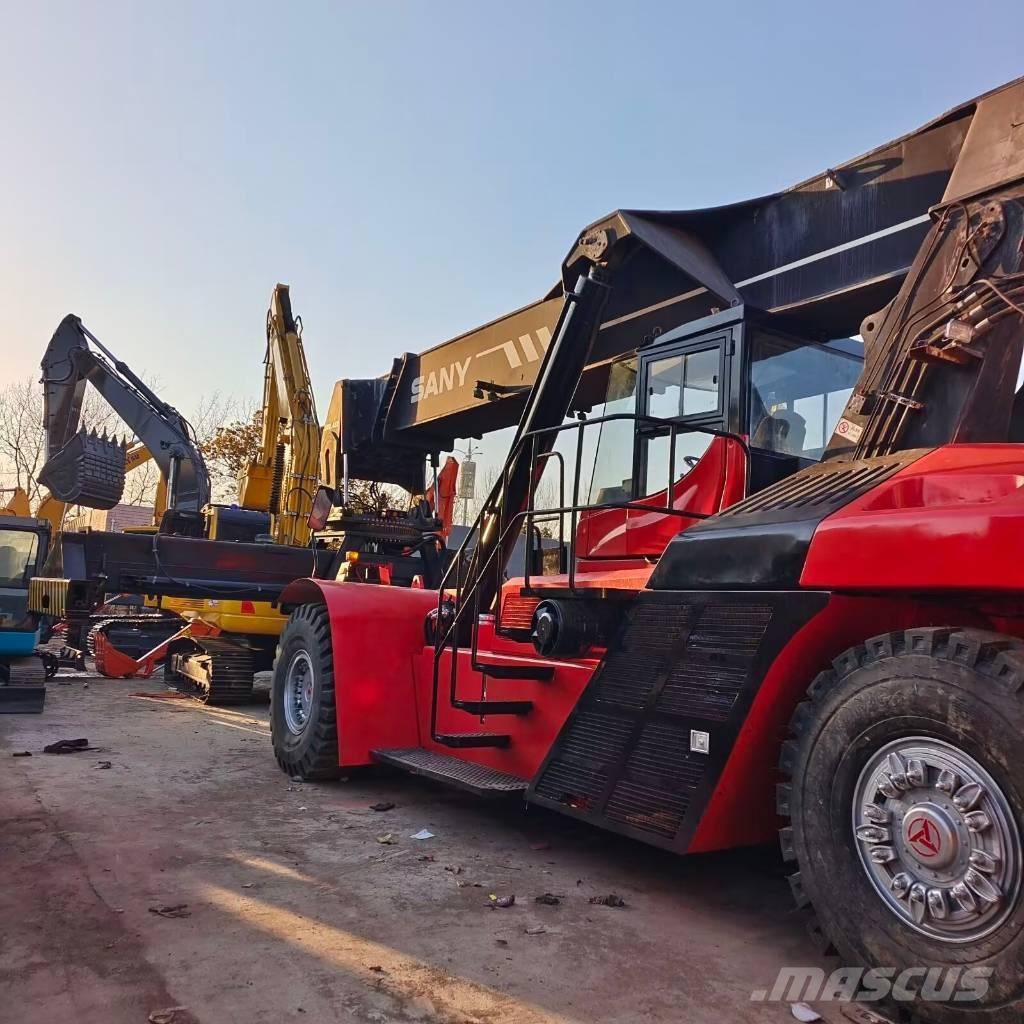 Sany SRSC 45 C30 Dohvatni viljuškari