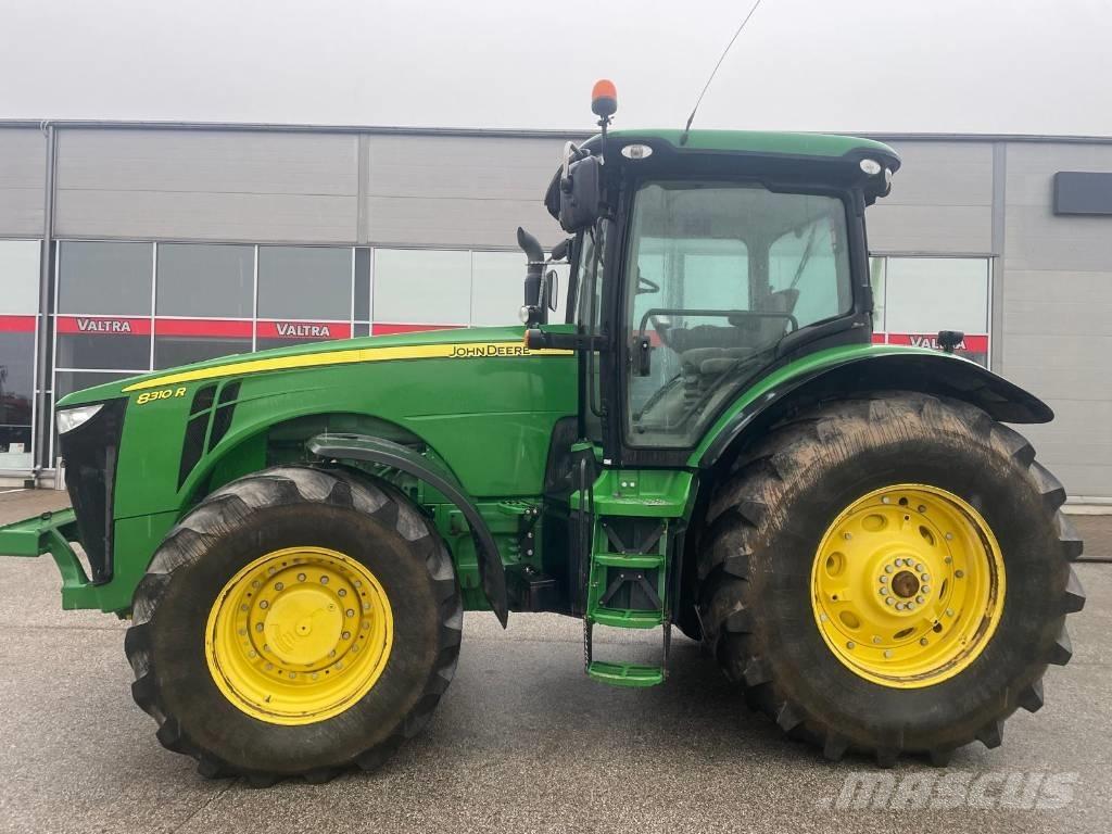John Deere 8310 R Traktori