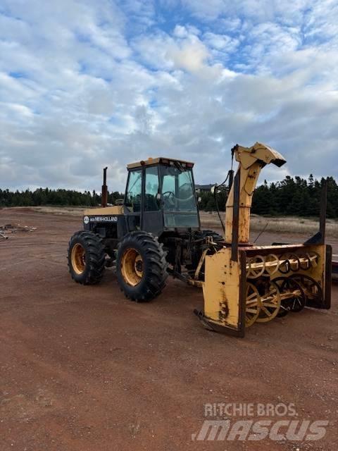 New Holland 9030 Traktori