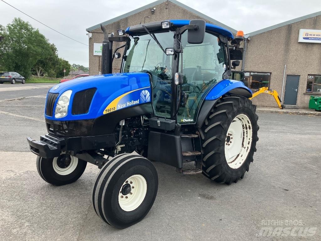 New Holland T6010 Traktori