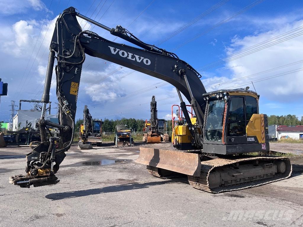 Volvo ECR 235 E Bageri guseničari