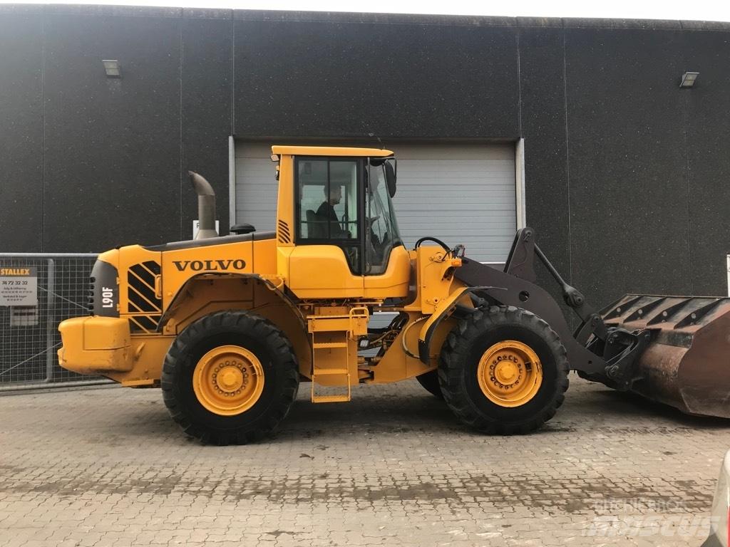 Volvo L90F Utovarivači na točkove