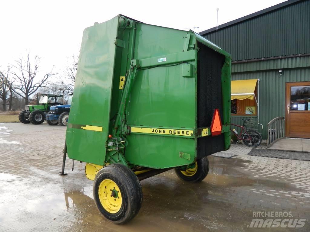 John Deere 550 Prese/balirke za rolo bale