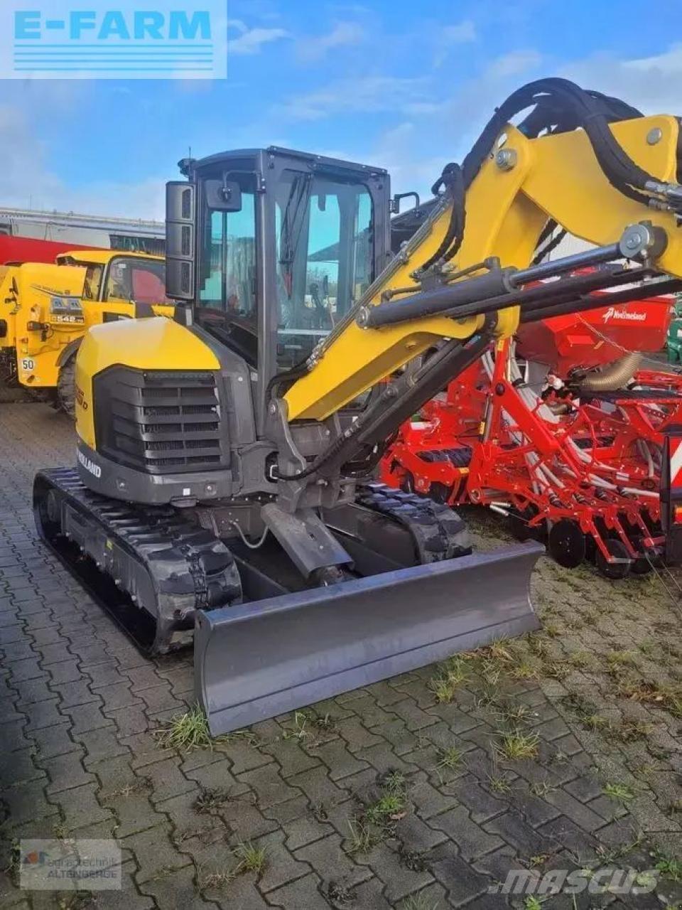 New Holland e55d Mini bageri < 7t