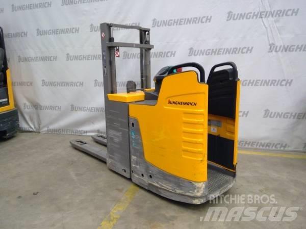 Jungheinrich ERD 220 Ručni električni viljuškar