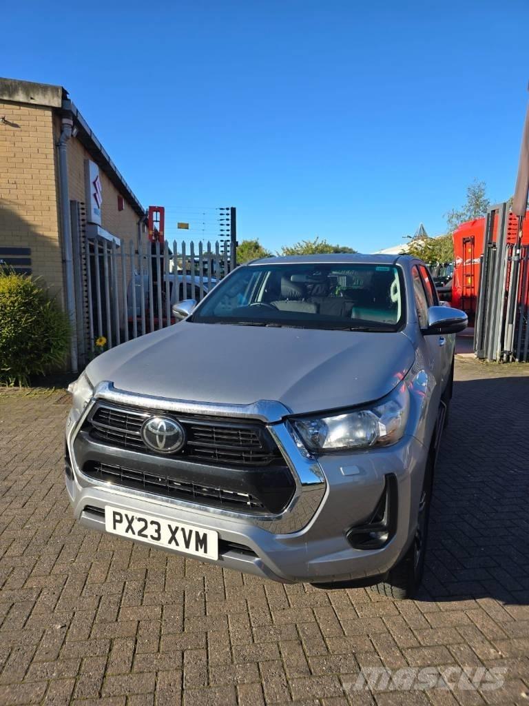 Toyota Hilux Pik up kamioni