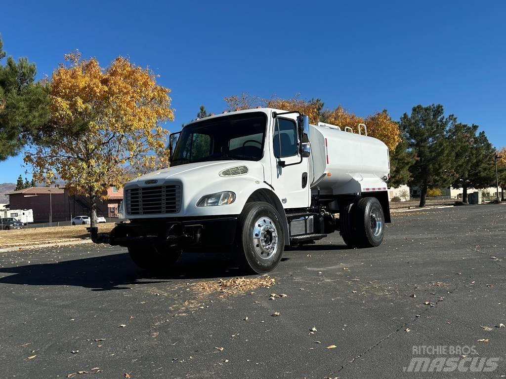 Freightliner M2 Kamioni za vodu