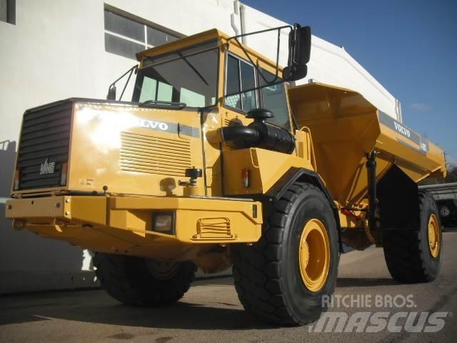 Volvo A 25 C   4x4 Zglobni damperi