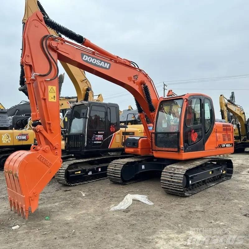 Doosan DX150 Bageri guseničari