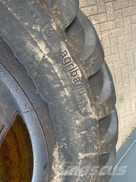 Agriband 315/80/22.5 Gume, točkovi i felne