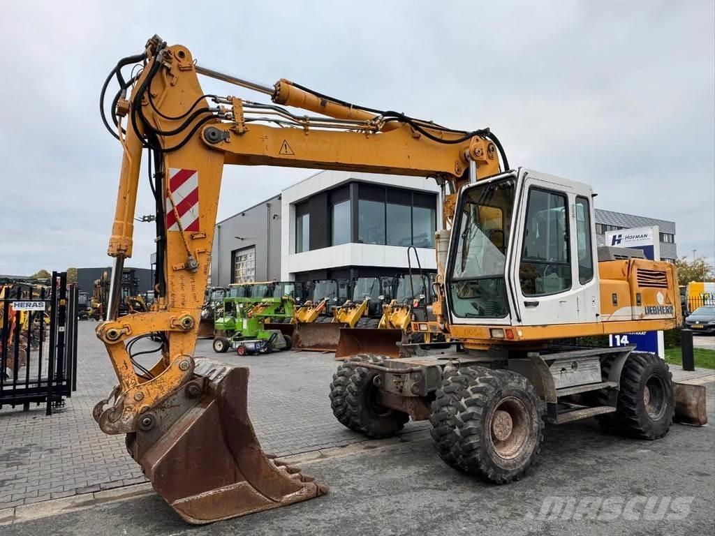 Liebherr A924 Bageri točkaši