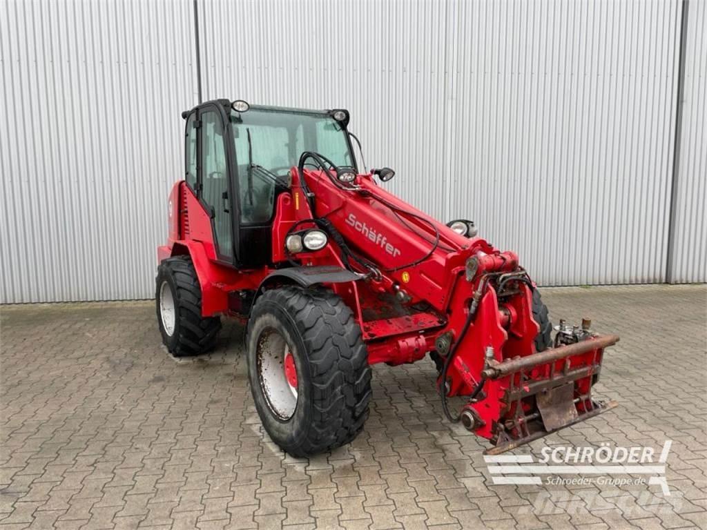 Schäffer 8610 T Utovarivači na točkove