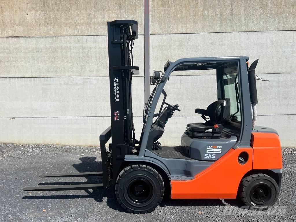 Toyota 02-8 FDF 25 Dizelski viljuškari