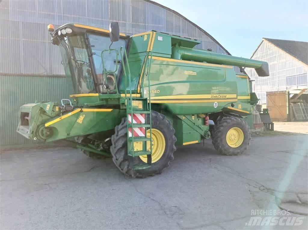 John Deere W540 Kombajni