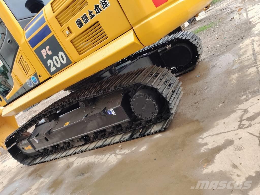 Komatsu PC 200-8 Bageri guseničari