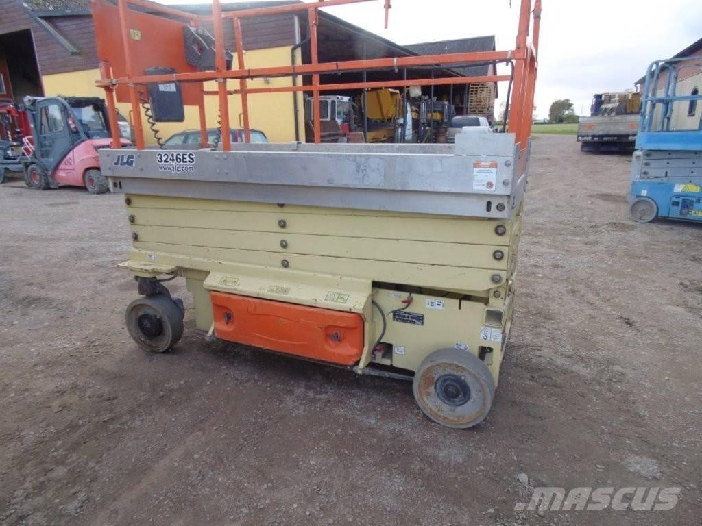 JLG 3245 ES Makazaste platforme
