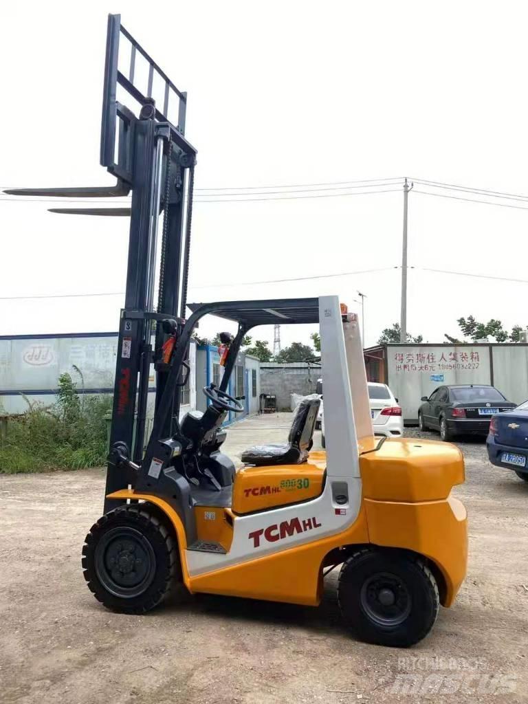 TCM FD30 Dizelski viljuškari