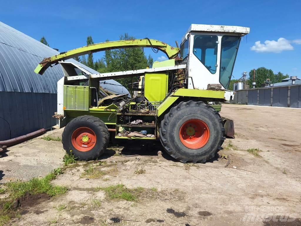 CLAAS Jaguar 690 Mašine za stočnu hranu sa sopstvenim pogonom
