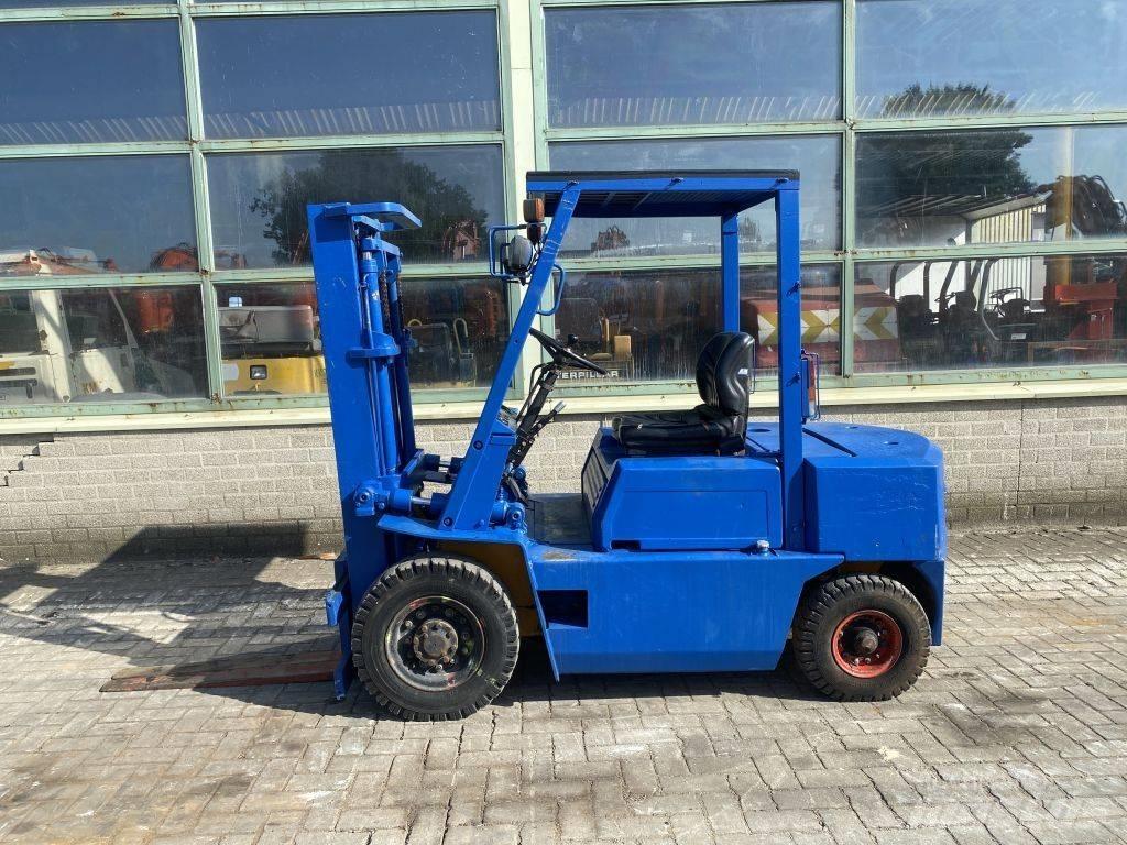 Komatsu FD 28-10 Dizelski viljuškari