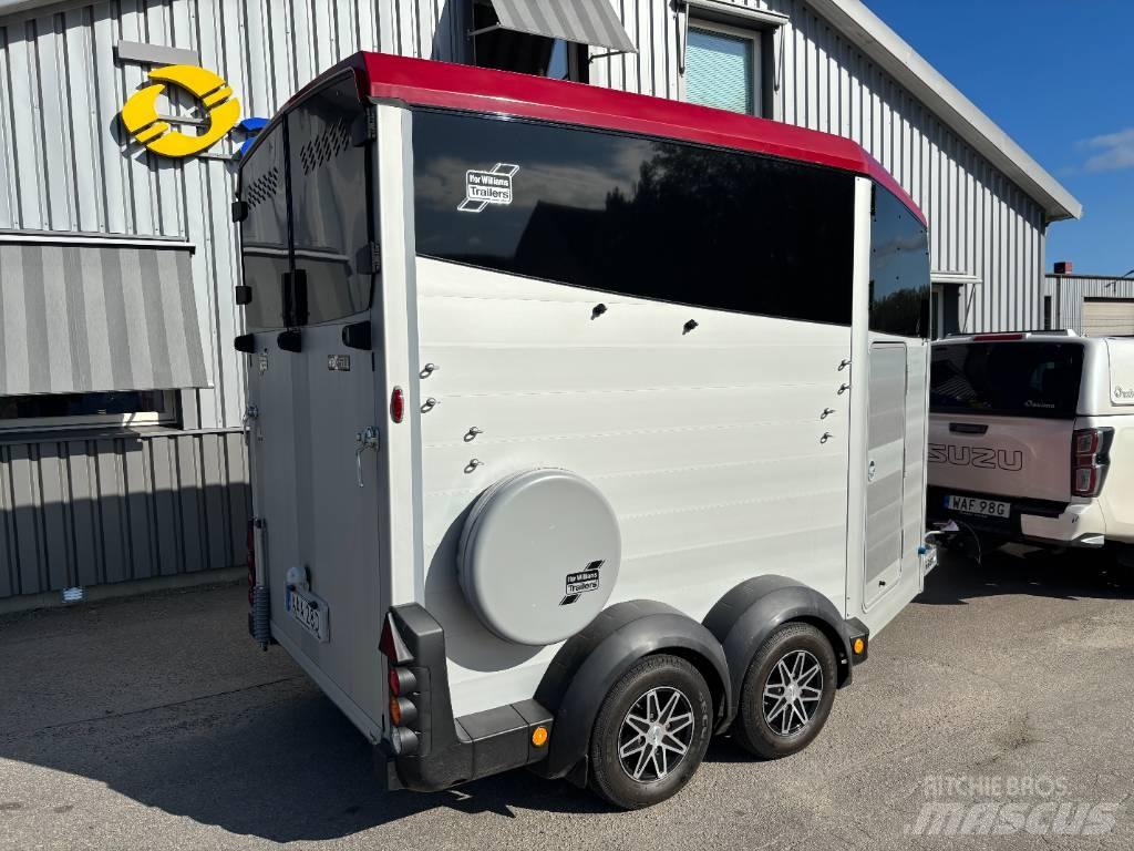Ifor Williams HBX511 Prikolice za prevoz životinja