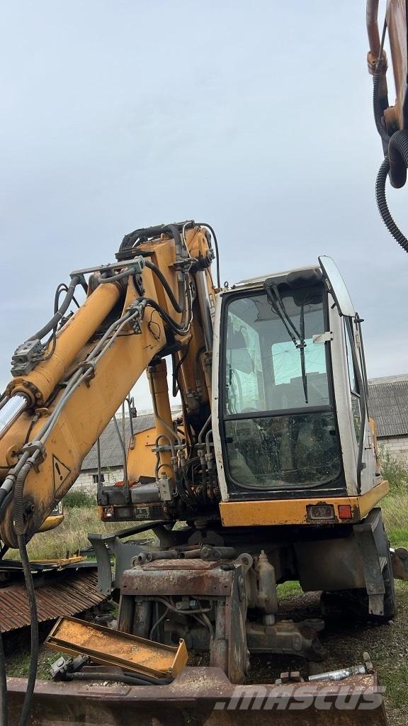 Liebherr A 900 C Osovine