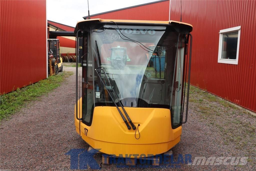Volvo L 180 F Kabine i unutrašnjost