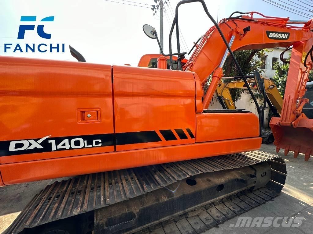 Doosan DX 140 LC Bageri guseničari