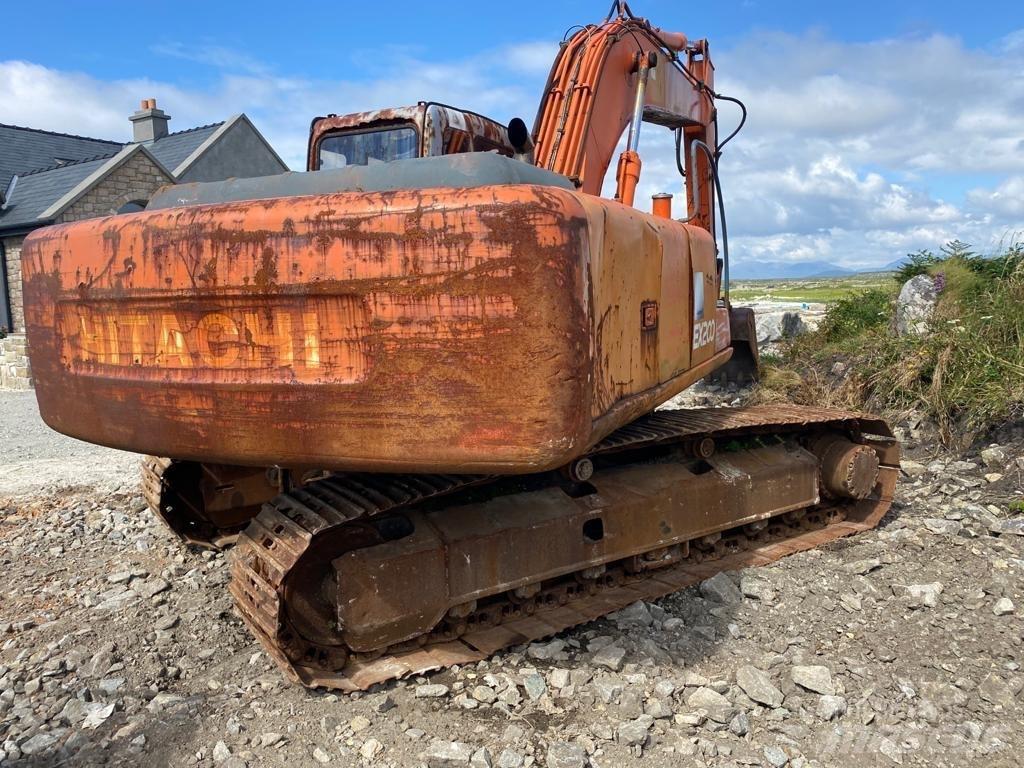 Hitachi EX 200-5 Bageri guseničari