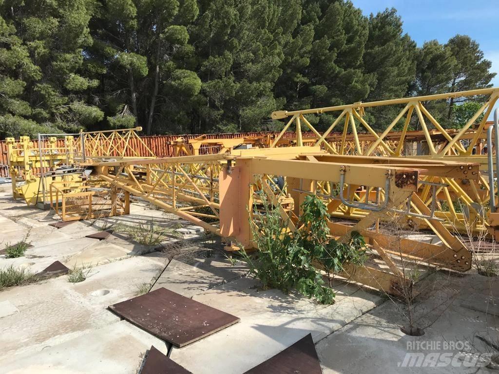 Potain MD 220 Kranovi tornjevi