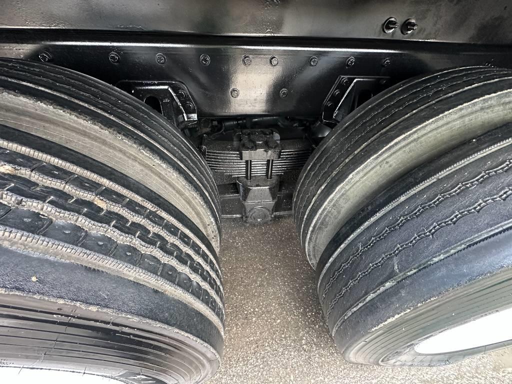 Freightliner M2 Kombi vozila/ vakum kamioni