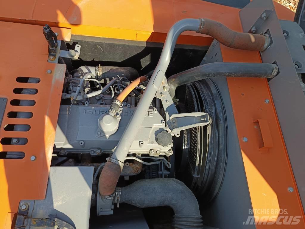 Hitachi ZX240 Bageri guseničari