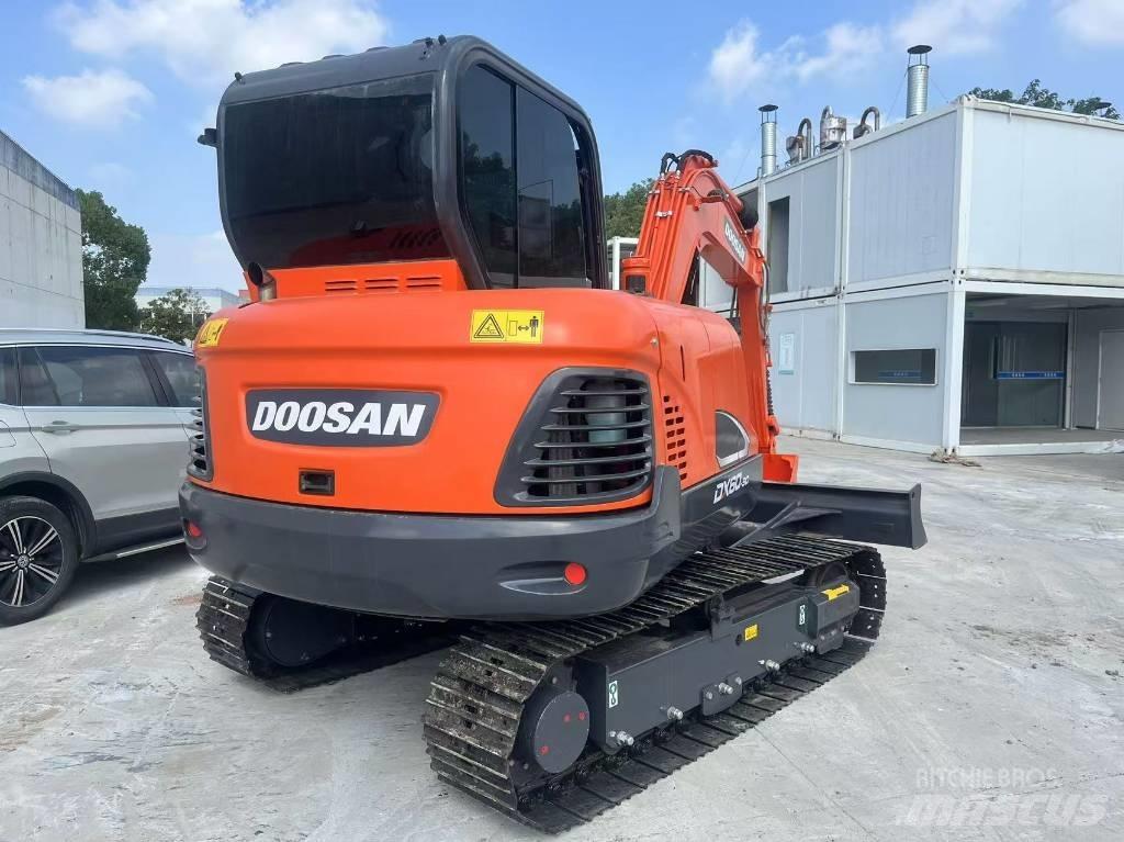 Doosan DX 60-9 C Mini bageri < 7t