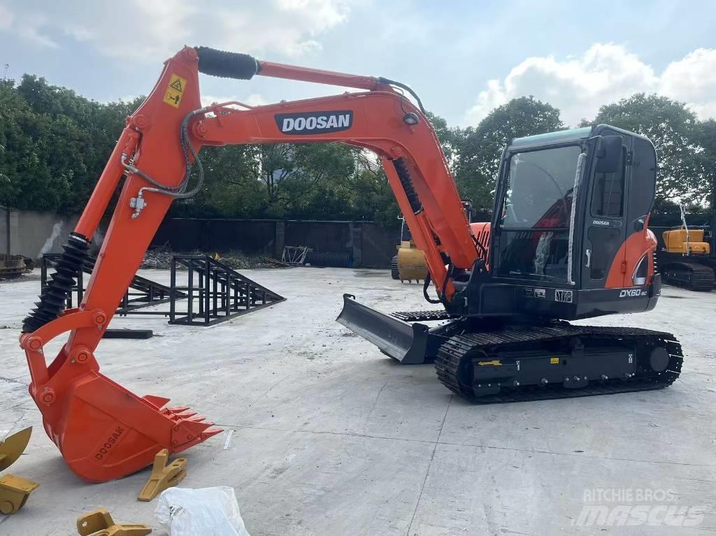 Doosan DX 60-9 C Mini bageri < 7t