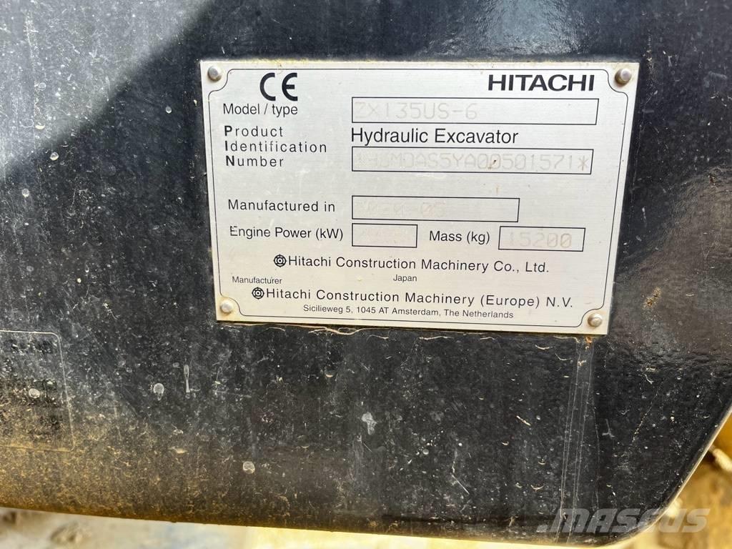 Hitachi ZX135US-6-2P Bageri guseničari