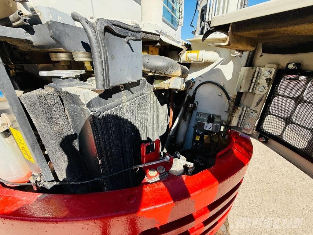 Takeuchi TB 138 FR Mini bageri < 7t